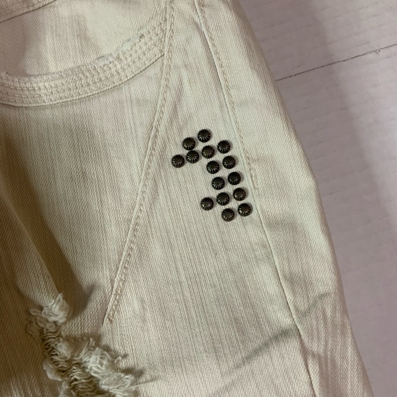 Ana Modern Fit Skinny Leg Distressed Beige Jeans 16 - Picture 4 of 11